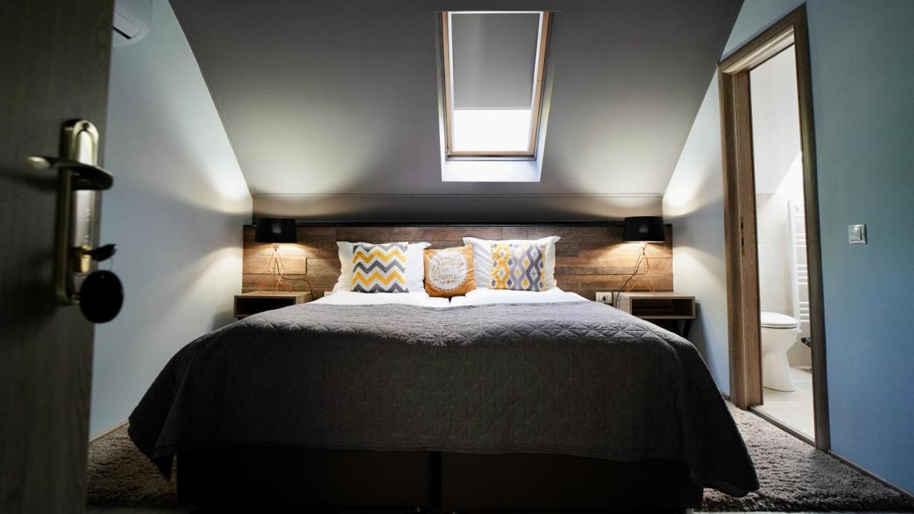 Corvin House Hotel Hunedoara Luaran gambar