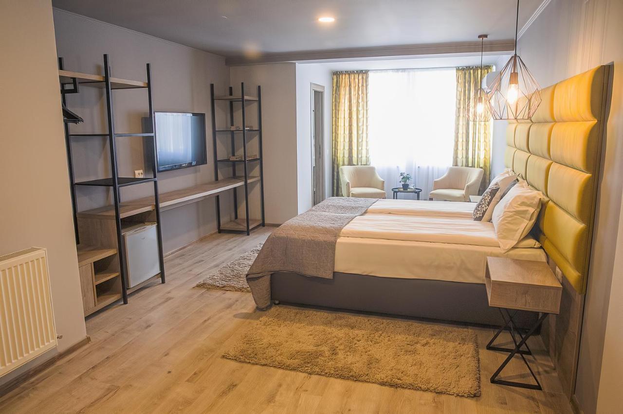 Corvin House Hotel Hunedoara Luaran gambar