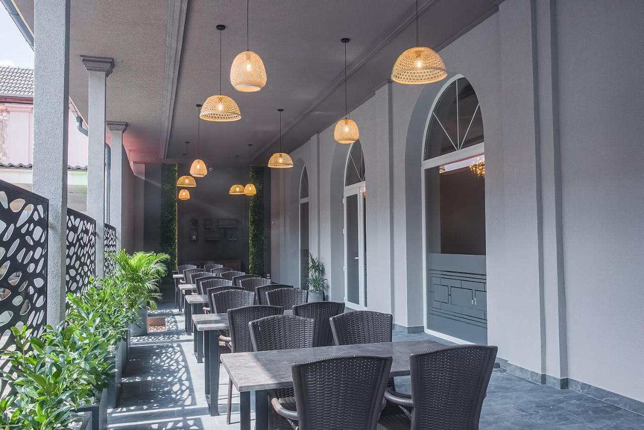 Corvin House Hotel Hunedoara Luaran gambar