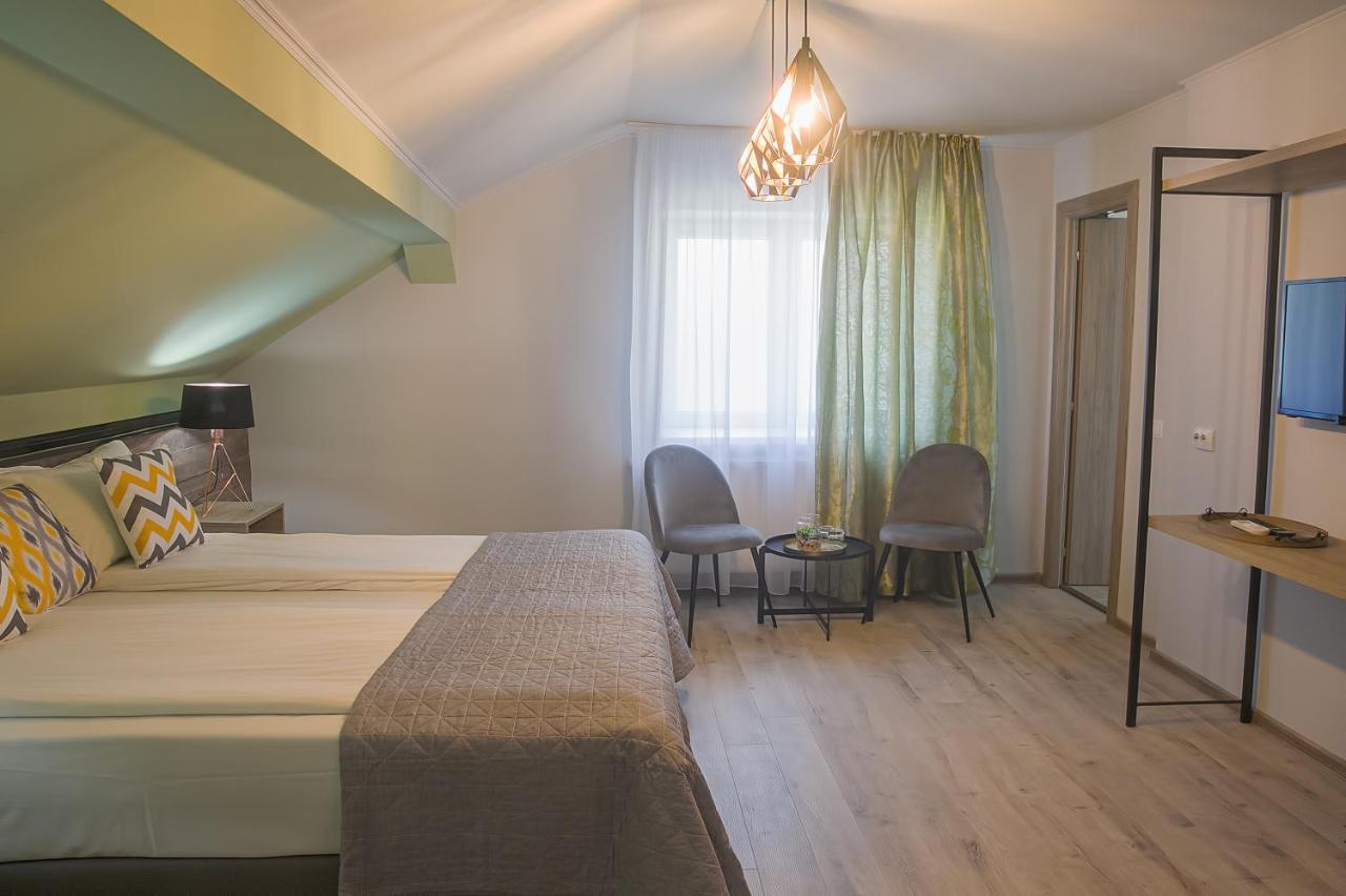 Corvin House Hotel Hunedoara Luaran gambar