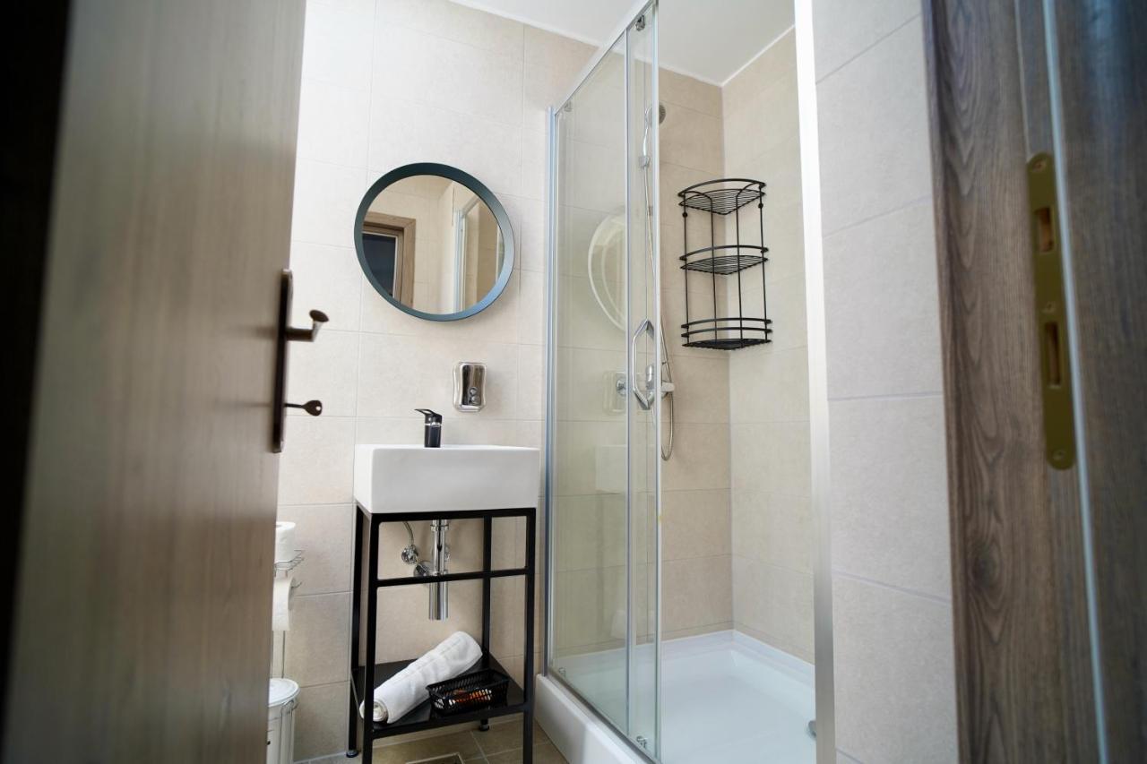 Corvin House Hotel Hunedoara Luaran gambar